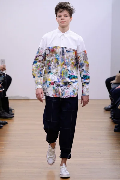 Look 9